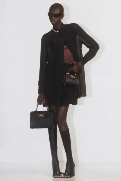 Look 38